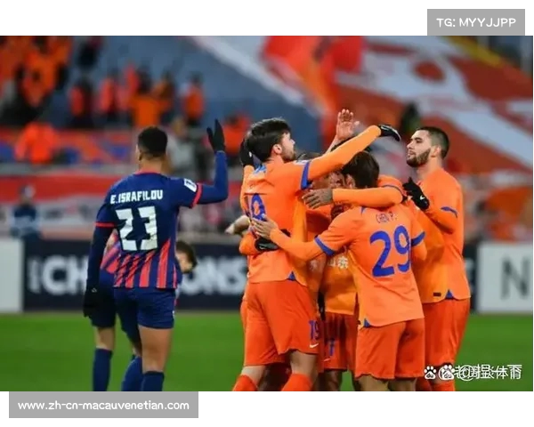 本泽马宣布不回里昂退役决心 期待年轻球员崭露头角 本泽马宣布不回里昂退役决心 期待年轻球员崭露头角