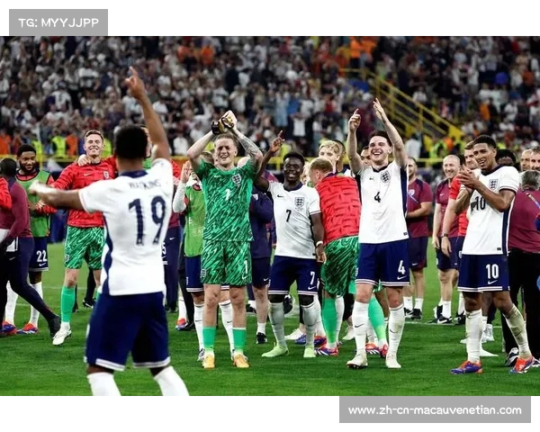 英超球队全貌揭秘解析英格兰足球超级联赛中各队的历史与成就 英超球队全貌揭秘解析英格兰足球超级联赛中各队的历史与成就