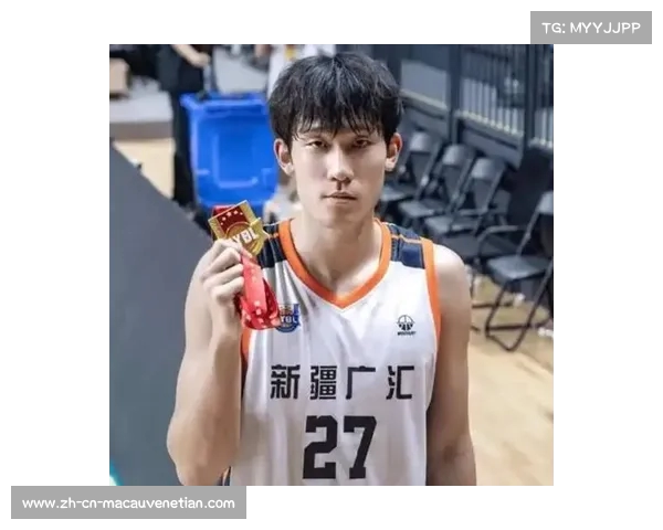 CBA公布本赛季常规赛各大奖项揭晓明星球员竞争激烈引发球迷热议 CBA公布本赛季常规赛各大奖项揭晓明星球员竞争激烈引发球迷热议